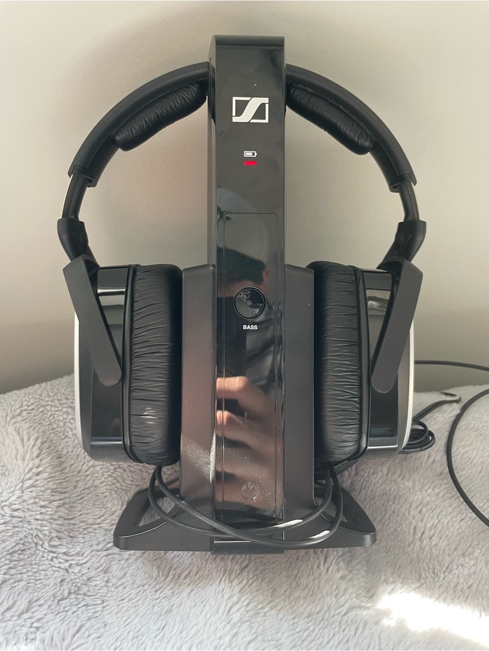 Sennheiser HDR165 Wireless Headphones & Base Station (TR165)